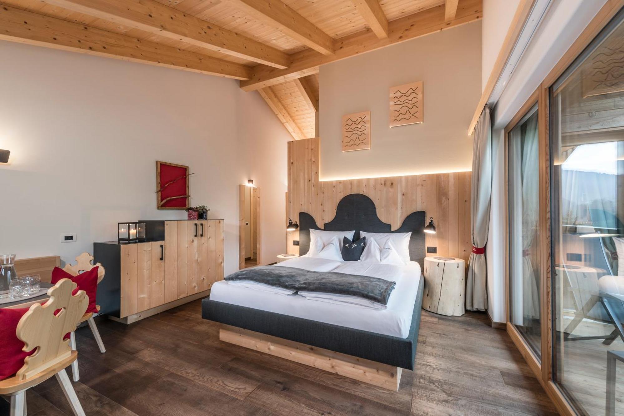Miraval Naturhotel Badia  Ruang foto
